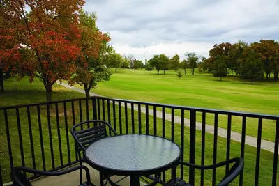 Image de Family-Friendly Condo w/ Nearby State Park & River, Full Kitchen & Resort Pool