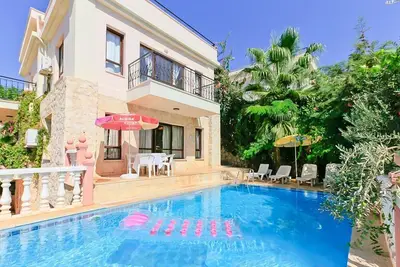 3+1 Villa with Sea View in Kalkan Center - Rose