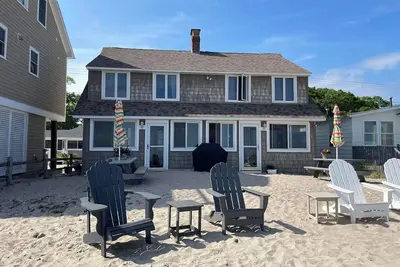 Image de Spacious 6-bedroom house, Private Beach with Ac/Heat, WiFi in charming Old Lyme