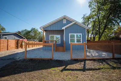 Image de Stylish 3br/2ba Urban Retreat Near Lively Downtown