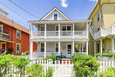 Image de 21 Embury - Charming 2-bedroom house near Beach in Ocean Grove