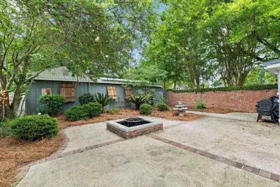 Image de Unique Midtown Home - Private Parking!