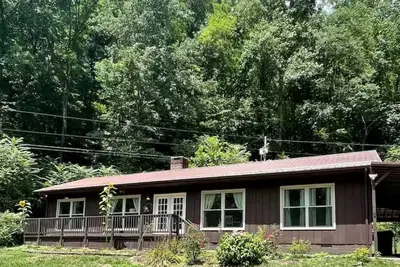 Image de Charming 3-bedroom Cottage with Ac and WiFi in delightful Hyden, Ky