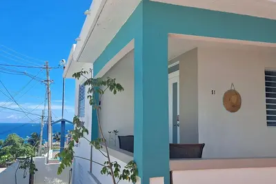 Image de Charming 3-Bedroom Oceanview Home, Steps from Beaches & City Square in Isabela