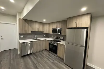 Image de Enchanting house with WiFi in Calgary