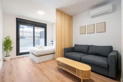 Image de apartamento reformado con garaje y piscina