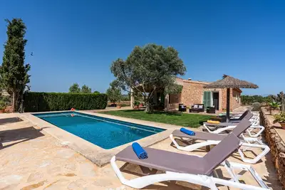 Image de Maison de campagne \"S'estador\" avec vue sur les montagnes, piscine privée et Wi-Fi
