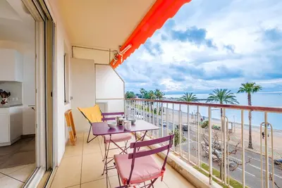 Image de Appartement 'Angelina 2 Pièces Vue Mer' avec vue sur mer, balcon et Wi-Fi