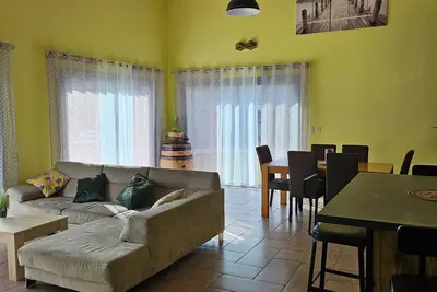 Image de Villa 'La Maison De Titou' avec terrasse privée, jardin privé et Wi-Fi