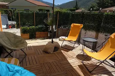 Image de Family chalet with hot tub 5 minutes from azure lake with beach