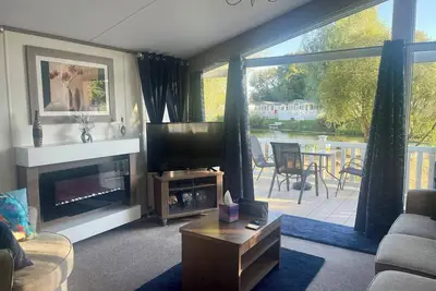 Image de Lakeside 2 Bedroom Caravan