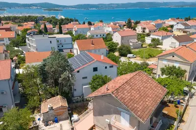 Image de Appartement de deux chambres avec le balcon et la vue sur le mer Biograd na Moru, Biograd (A-23705-b)
