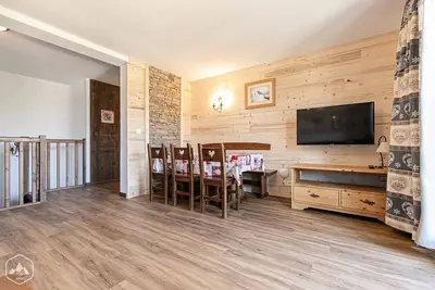 Image de Spo003 Spacieux duplex pour 6 pers avec très belle vue montagne