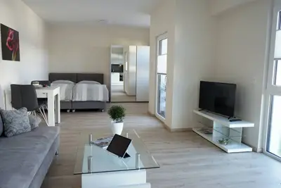 Image de Modern studio with balcony (approx. 40 sqm)