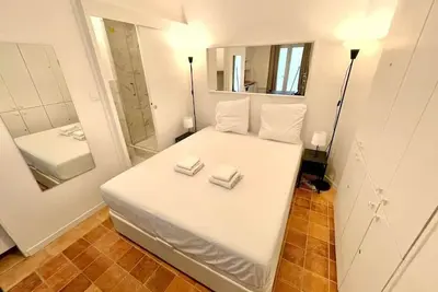 Image de 2. Cozy Studio Paris - Montmartre - Opera