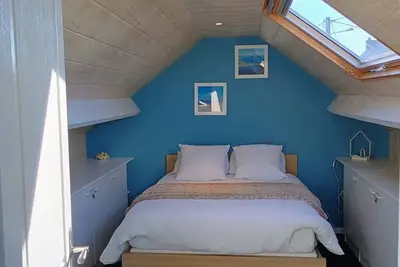 Logement privé à 50 m des plages