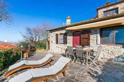 Image de Maison de vacances privée avec bain à remous, Wifi, terrasse, vue panoramique, parking