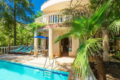 2+1 Villa with Sea View in Kalkan Center - Daisy
