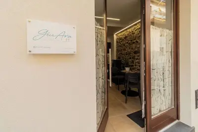 Image de Casa Giuara -Radici Ground floor studio apartment 5 minutes walk from the historic center