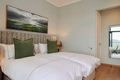 Image de When Away - Luxury 2 Bedroom 110 m² in Menlyn Maine