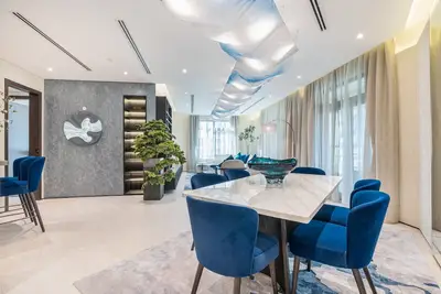 Image de Incredible Palm Home next to Mall w/ Beach Access