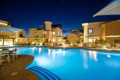 Image de Gorgeous 2br Roof\/ Pool\/Jacuzzi\/ Beach Access