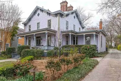 Image de The Raleigh Oakwood Inn Vacation Home