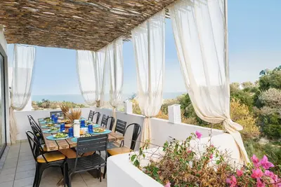 Image de Villa Lira Serenity & Sea View (3 Bdrms)