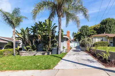Image de Charming 3-bedroom house in pleasant El Segundo with Ac, WiFi, in-unit W\/D