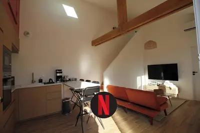 Image de La Maison de Louise\nPARIS, le parc des expo, Stade de France et l’aéroport Cdg