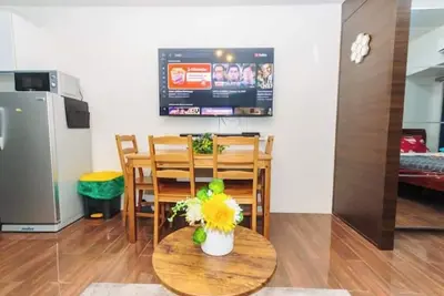 Image de Urban Charm : Cozy Meet 51 Air Swim Gym Park 300Mb