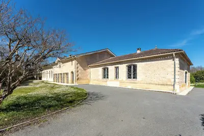 Image de Jolie propriété à la campagne à 20 minutes de Bordeaux