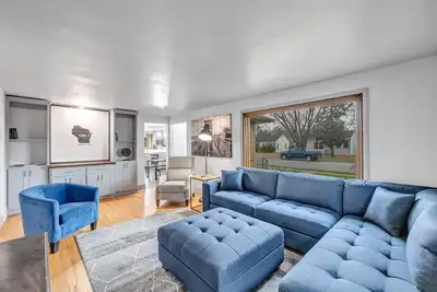 Image de Easy Walk to Lambeau Field, Spacious home, Your'e Green Bay Vaycay awaits!