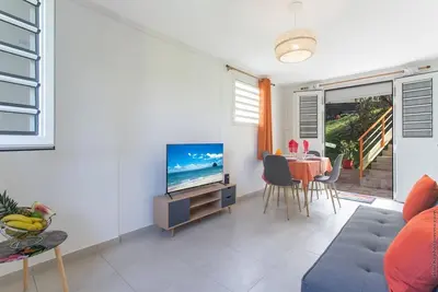 Image de Euphorbia - 10min des plages, parking privé