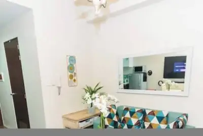 Image de Urban Charm : Cozy Meet 56 Air Swim Gym Park 300Mb