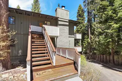 Image de Waters Edge Oasis | Shared Pool & Pier Access