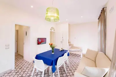 Chopin Apartment: Ravello, Via Bartolomeo da Foggia, Second Floor