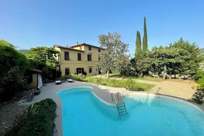 Image de L'Oleandro Apartment in villa with exclusive pool