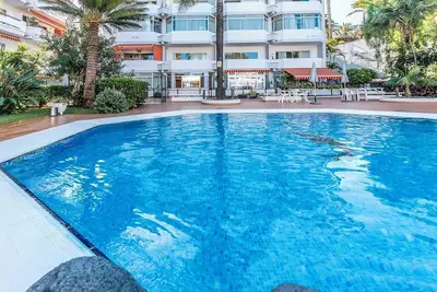 Charming Apt Puerto Cruz, Terrace & Pool Access