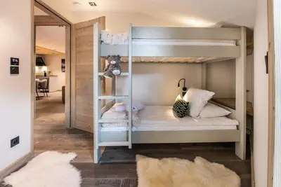 Image de Wifi, 100m du centre station, 4ème étage, vue montagne, remise en forme, sauna, hammam, balcon