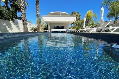 Image de Luxueuse Villa Plage À Pieds