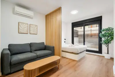 Image de apartamento reformado con garaje y piscina