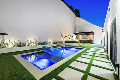 Image de Franklin Villa, Luxury 5bdr w Pool & Canyon Views
