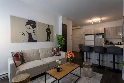 Wonderful 4 Br Home in the heart of Downtown