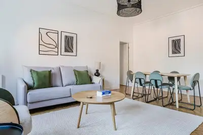 Image de Blueground | Alvalade, washer, nr museum