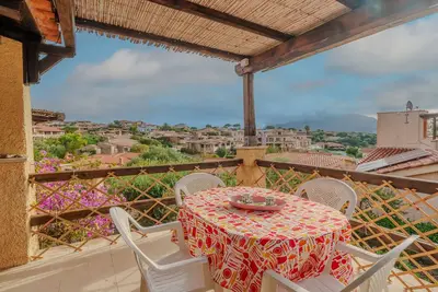 Image de Maison de vacances 'Burricheddu 1' avec terrasse privée, Wi-Fi et climatisation