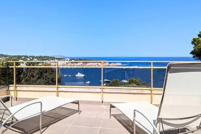 Image de Host&Joy - RĂŞve Maritime de Luxe