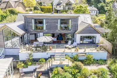 Image de Water Edge House & Boathouse - Swimming Pool