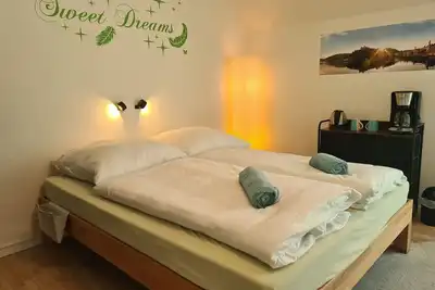 Image de Light-flooded guest room - Käppele