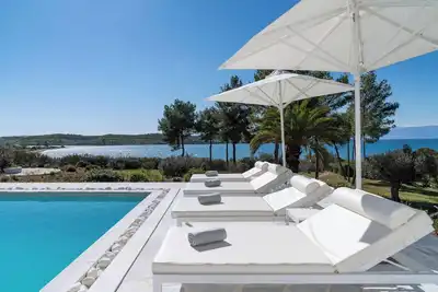 Image de Beachfront Living in the Greek Riviera Porto Heli